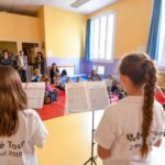 Les élèves de l’Académie Rainier III à la rencontre des tout-petits des crèches :  Joli succès pour le Bébé Tour !