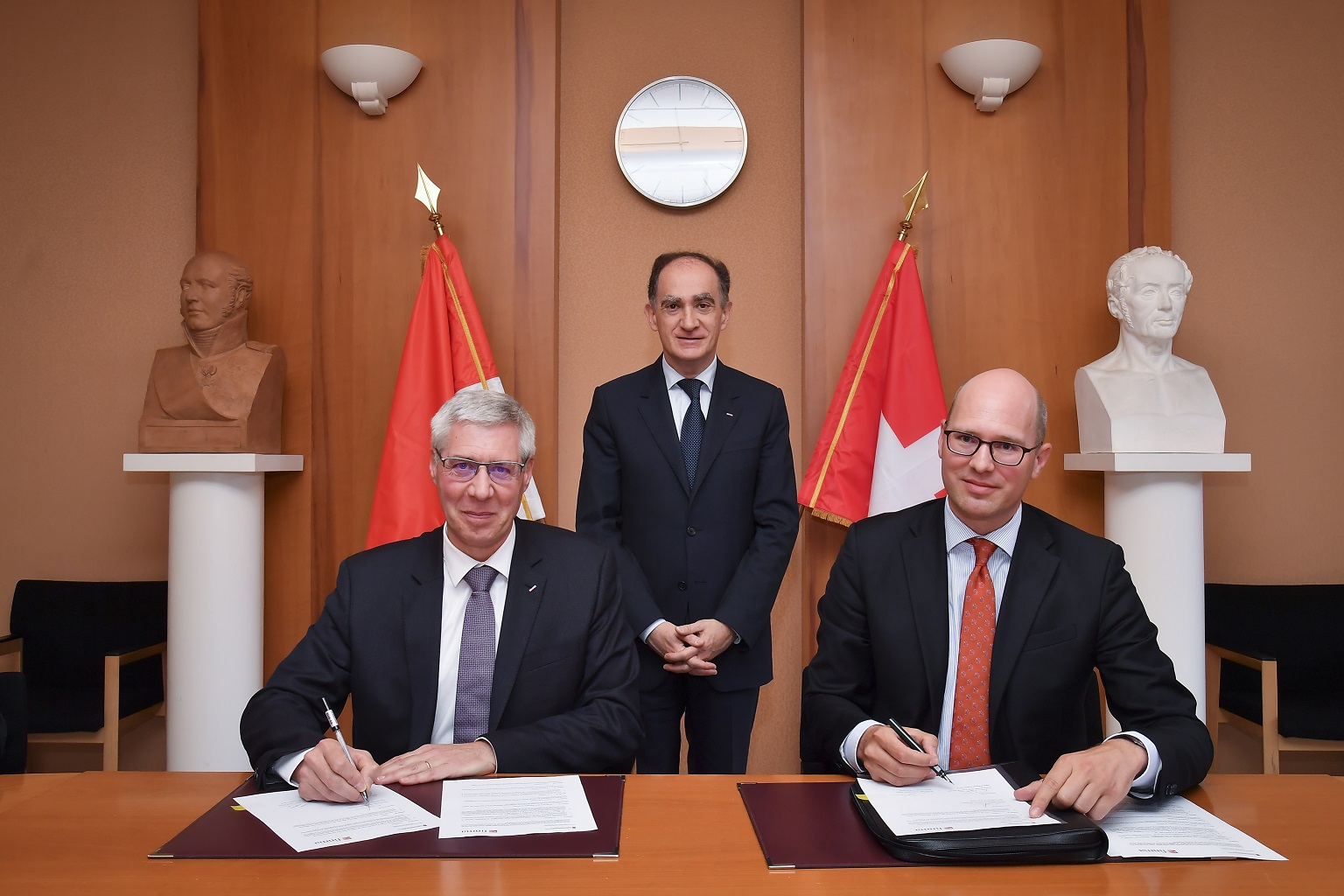 Signature d’un protocole d’entente réciproque entre  la FINMA (Suisse) et le SICCFIN (Monaco) en matière de supervision bancaire