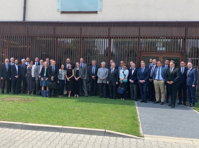 Les Membres du Comité international de la Fondation Auschwitz Birkenau