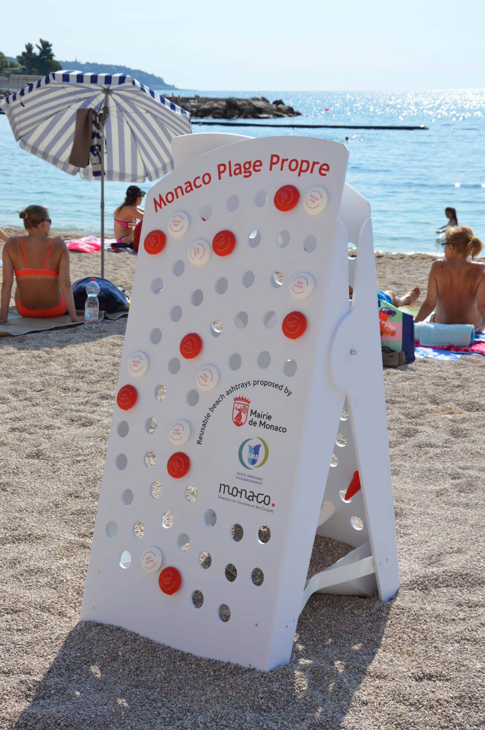 Monaco Plage Propre