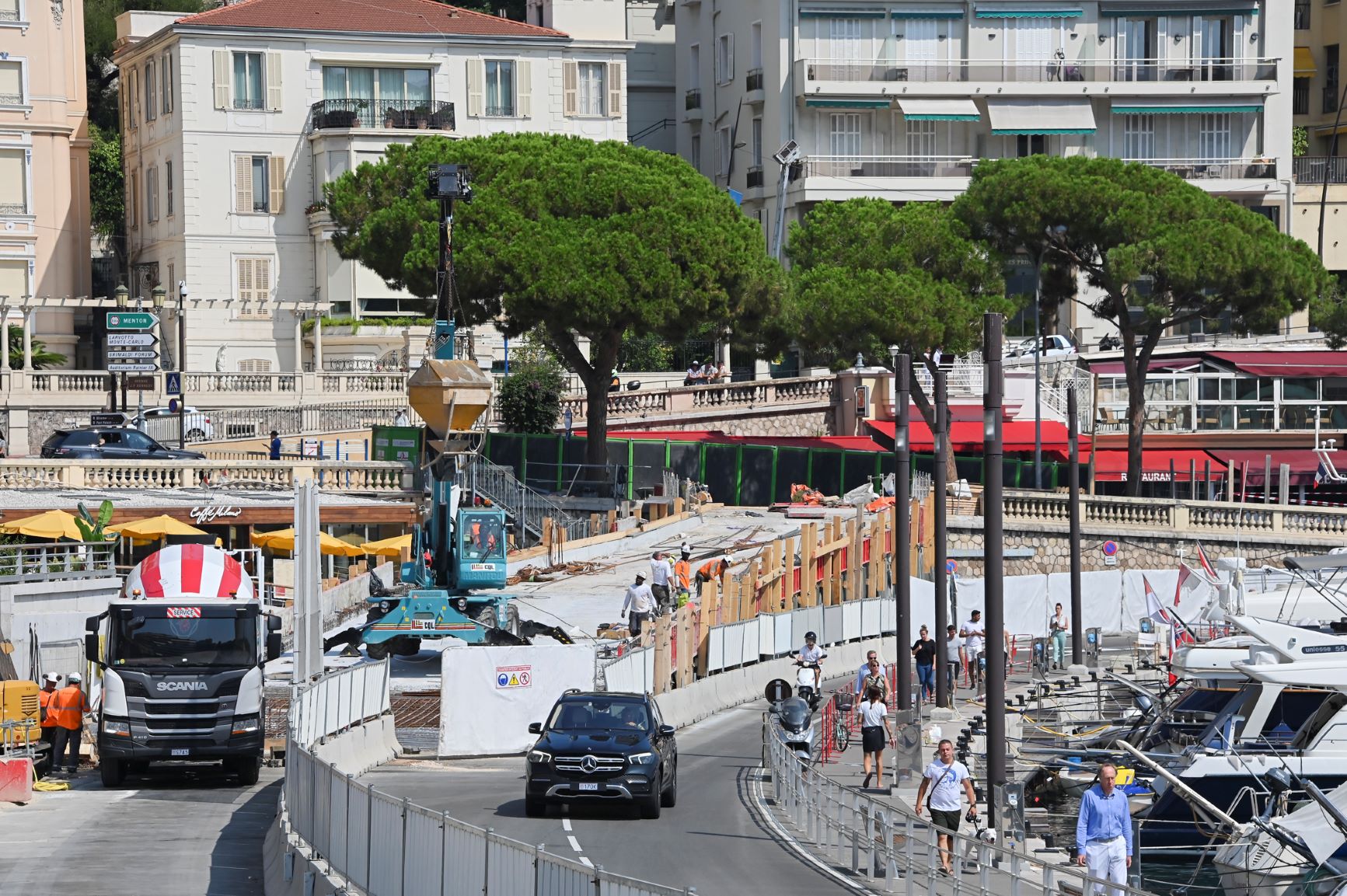 Construction dune rampe provisoire Quai des Etats Unis