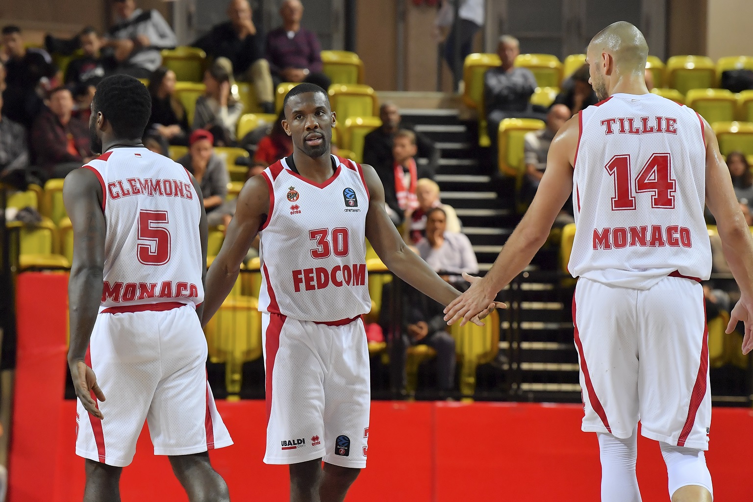 Norris Cole et coéquipiers Michael Alesi Direction de la Communication